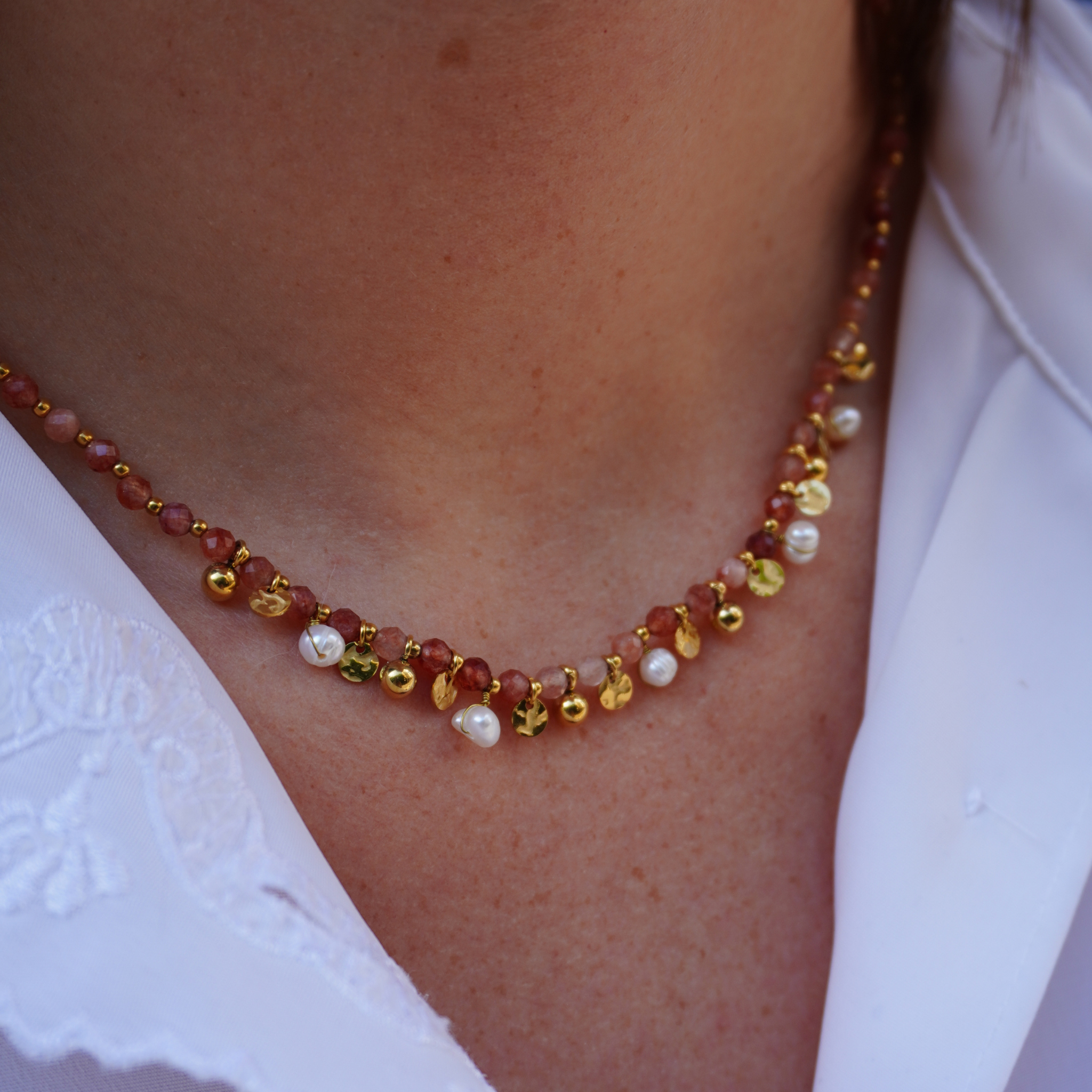 Collier de perles corail
