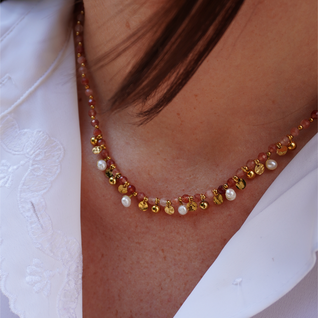 Collier de perles corail